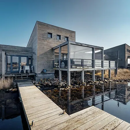 5 - The Hideaway | Wellness By The Water With Sauna And Jacuzzi Villa